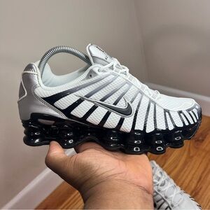 Nike Shox TL “Metallic Silver Black” HQ4049 001 Size 8W NO BOX